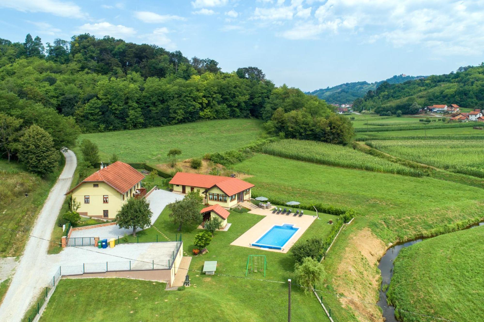 Ruralna Kuca 'Villa Zagorka' Za Odmor Sa Bazenom I Bocalistem Donja Pacetina Exterior photo